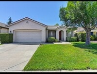 Building Photo - Adorable 3 bedroom 2 bath home