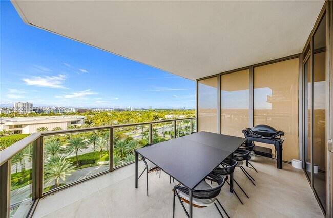 Building Photo - 9705 Collins Ave