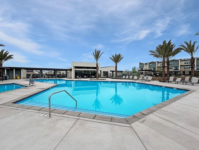 Building Photo - Spacious 3-Bedroom, 3-Bathroom Townhome in...