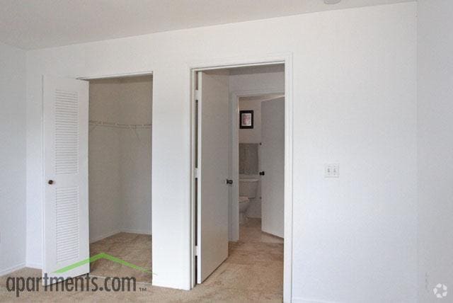 Bedroom - Spring Harbor Apartments