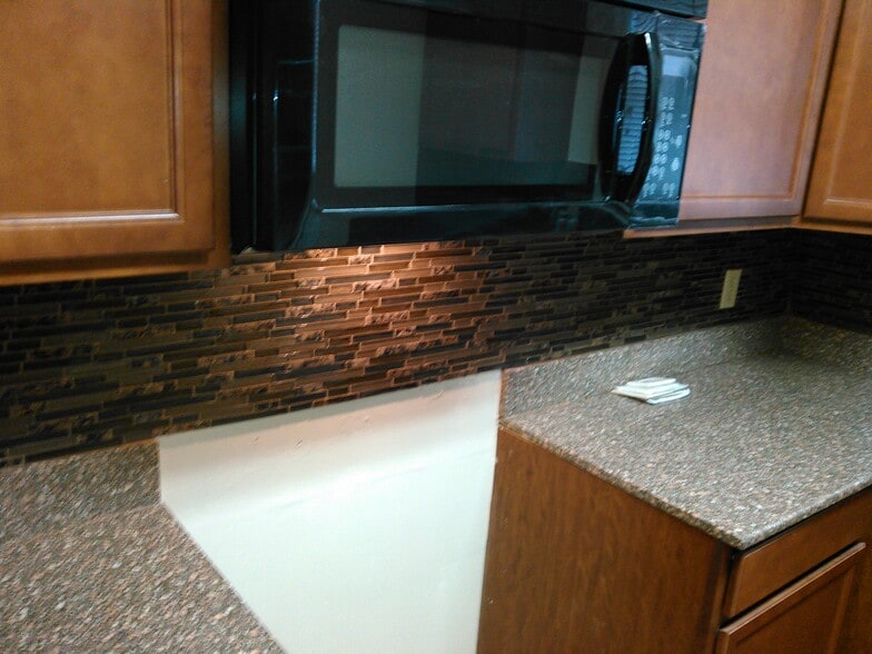 Kitchen - Stove included - 7933 Bles Ave