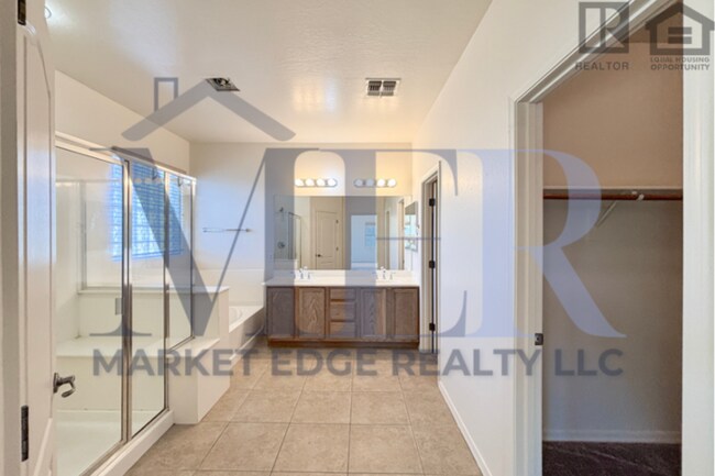 Building Photo - 4Bed/2.5Bath House at Litchfield/Greenway! Move-In Ready on 08/06/2026!