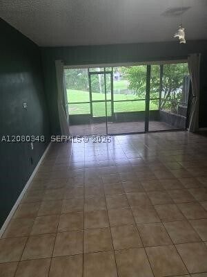Building Photo - 3313 Carambola Cir S