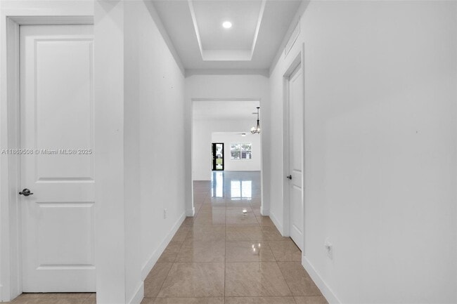 Building Photo - 4538 SW 173rd Ave