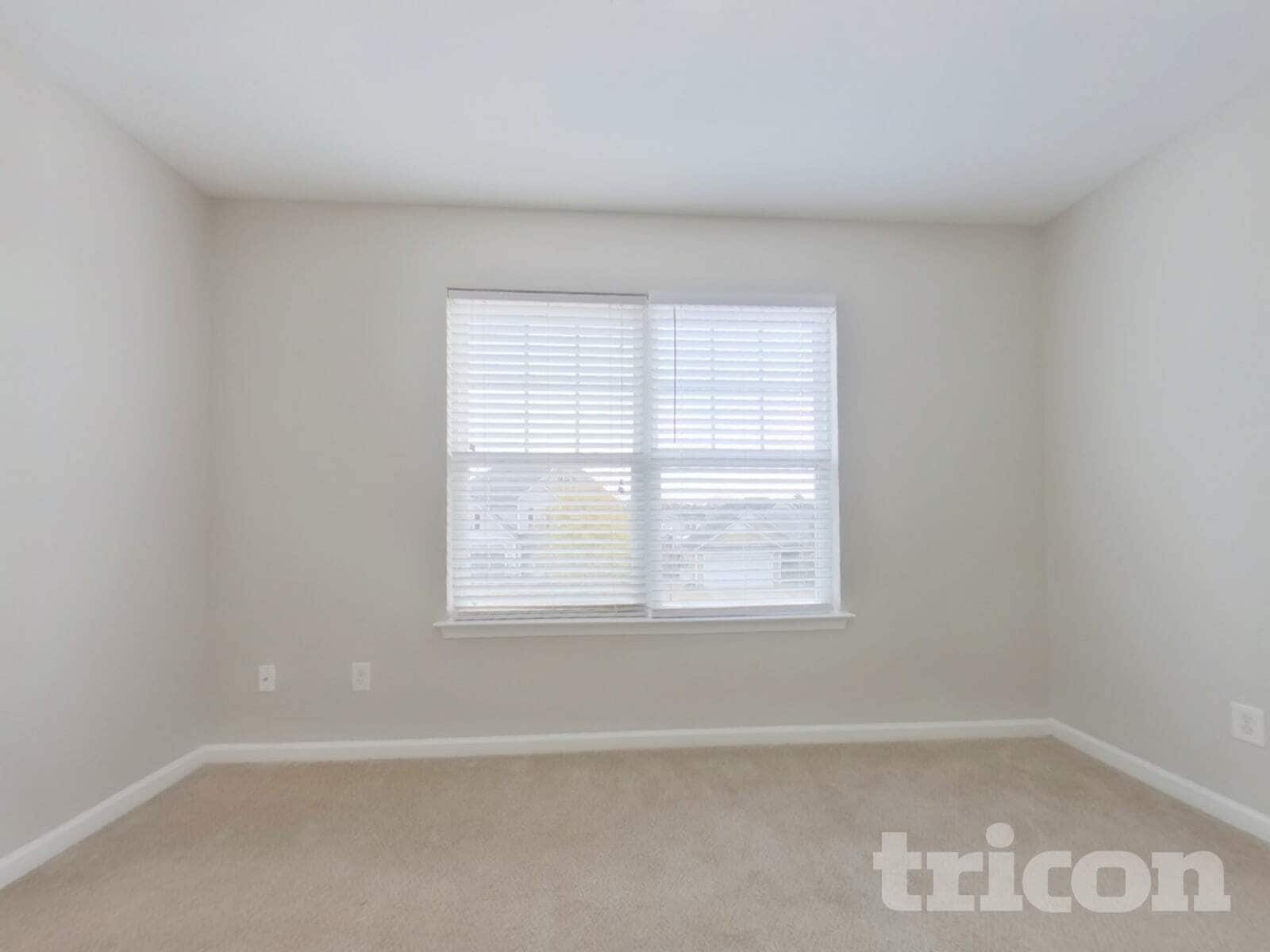 Building Photo - 484 Westmoreland Rd