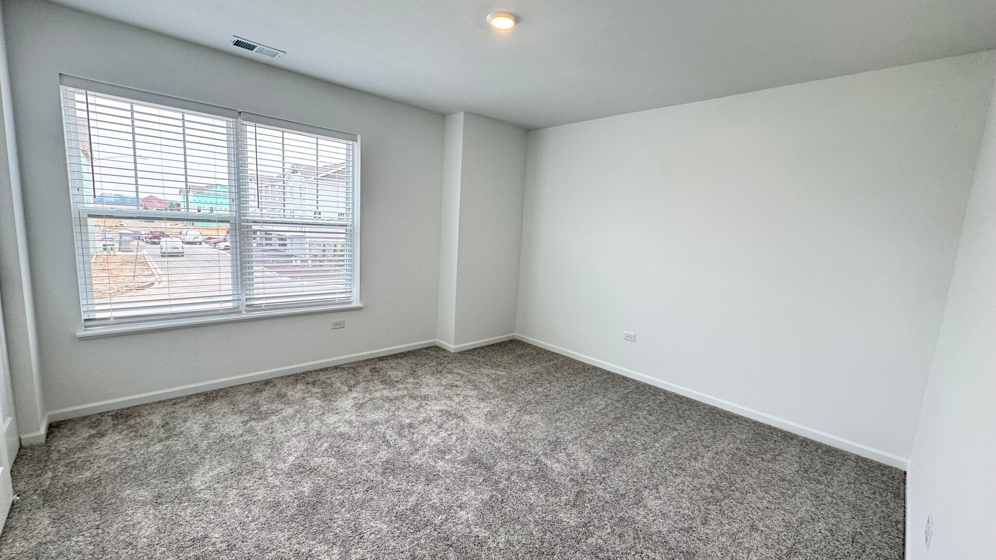 Building Photo - 25631 W Yorkshire Dr