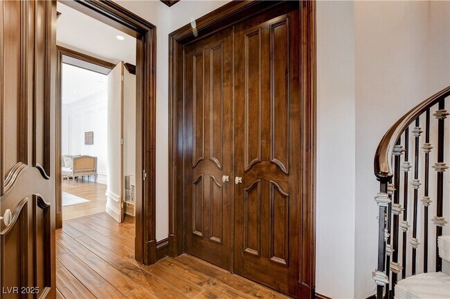 Building Photo - 11 Sable Ridge Ct