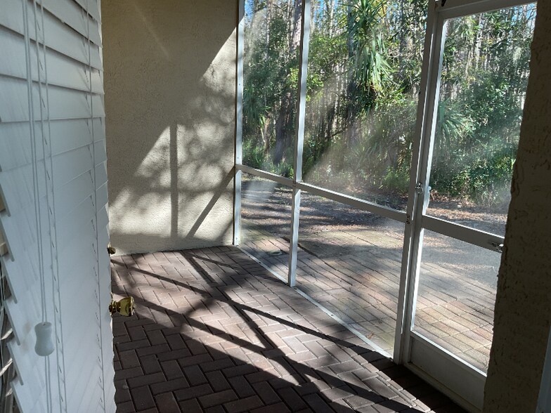 Building Photo - 2717 Tottenham Dr