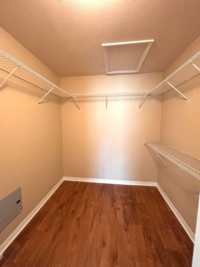 Building Photo - Reserve of Point Meadows Condo!