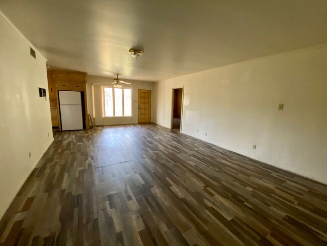 Building Photo - 3 bed 2.5 with awesome basement near Tech ...