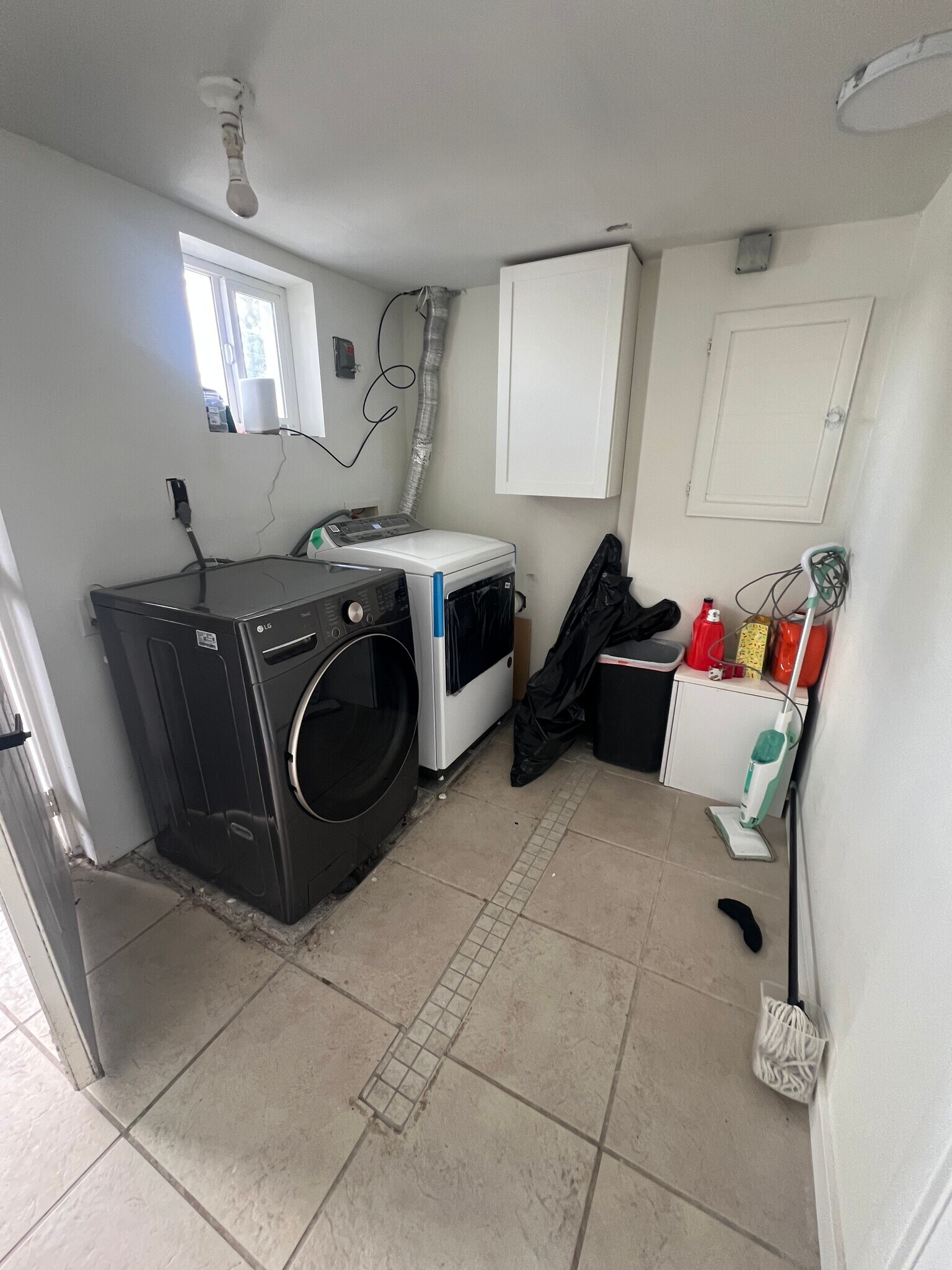 Building Photo - 12405 80th Ave S