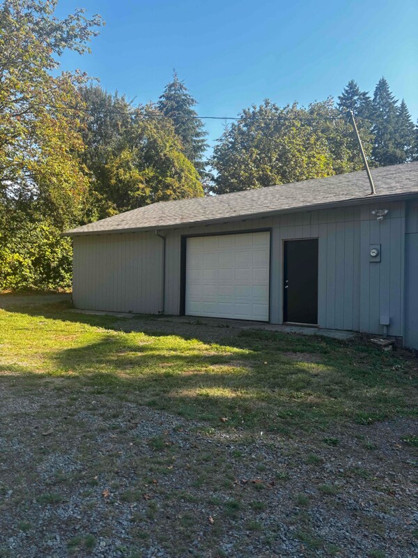 Building Photo - 27621 SE Haley Rd