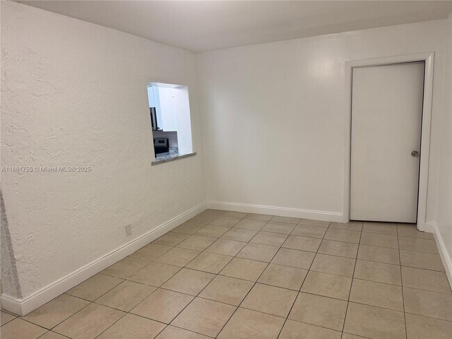 Building Photo - 7205 NW 76th Pl