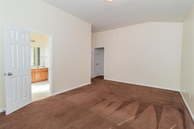 Building Photo - 17115 Sperry Landing Dr