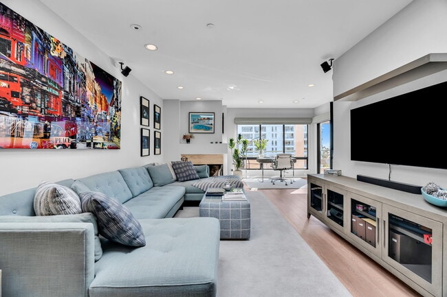 Building Photo - 140 Ocean Park Blvd