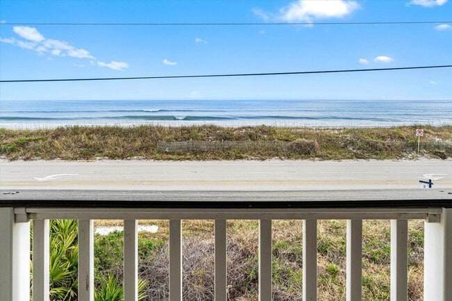 Building Photo - 3385 Coastal Hwy