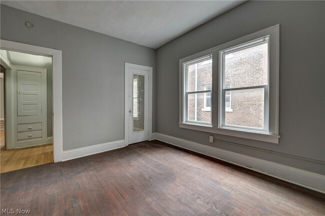 Building Photo - 14120 Superior Rd