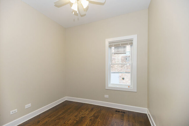 Building Photo - 1617 N Fairfield Ave