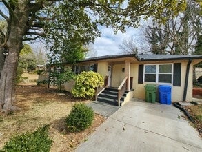 Building Photo - 214 Napoleon Dr SW