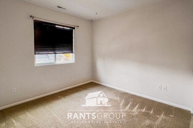 Building Photo - Spacious 4-Bedroom, 2.5-Bath Home with Open Layout in Lacey!