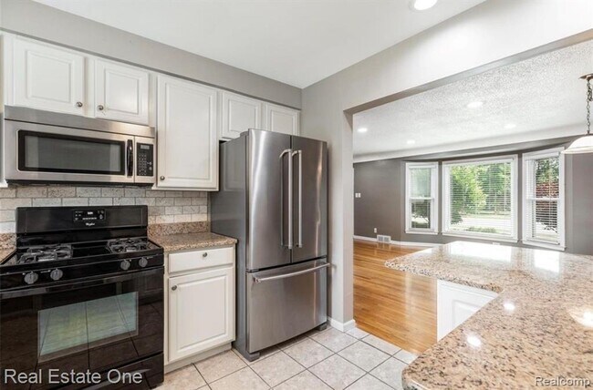 Building Photo - 4313 Berkshire Rd