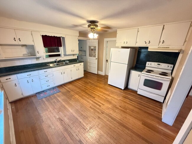 Building Photo - 2 Bed 1 Bath Springfield, MO