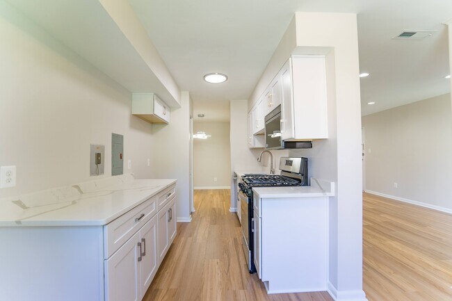 Building Photo - 8308 Tobin Rd