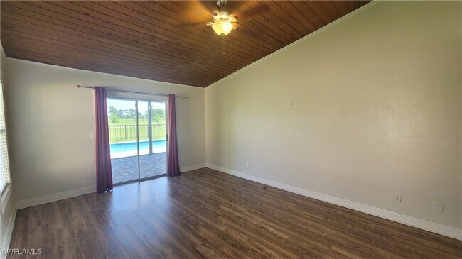 Building Photo - 1205 SW 21st Terrace