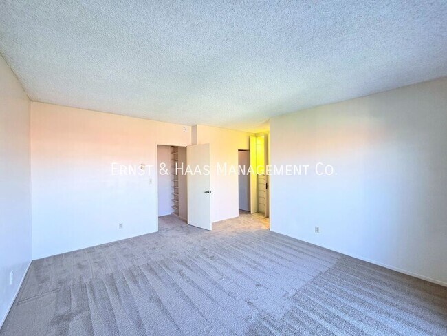 Building Photo - 1200 Opal St