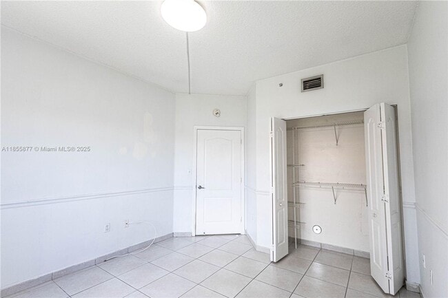 Building Photo - 17405 NW 75th Pl