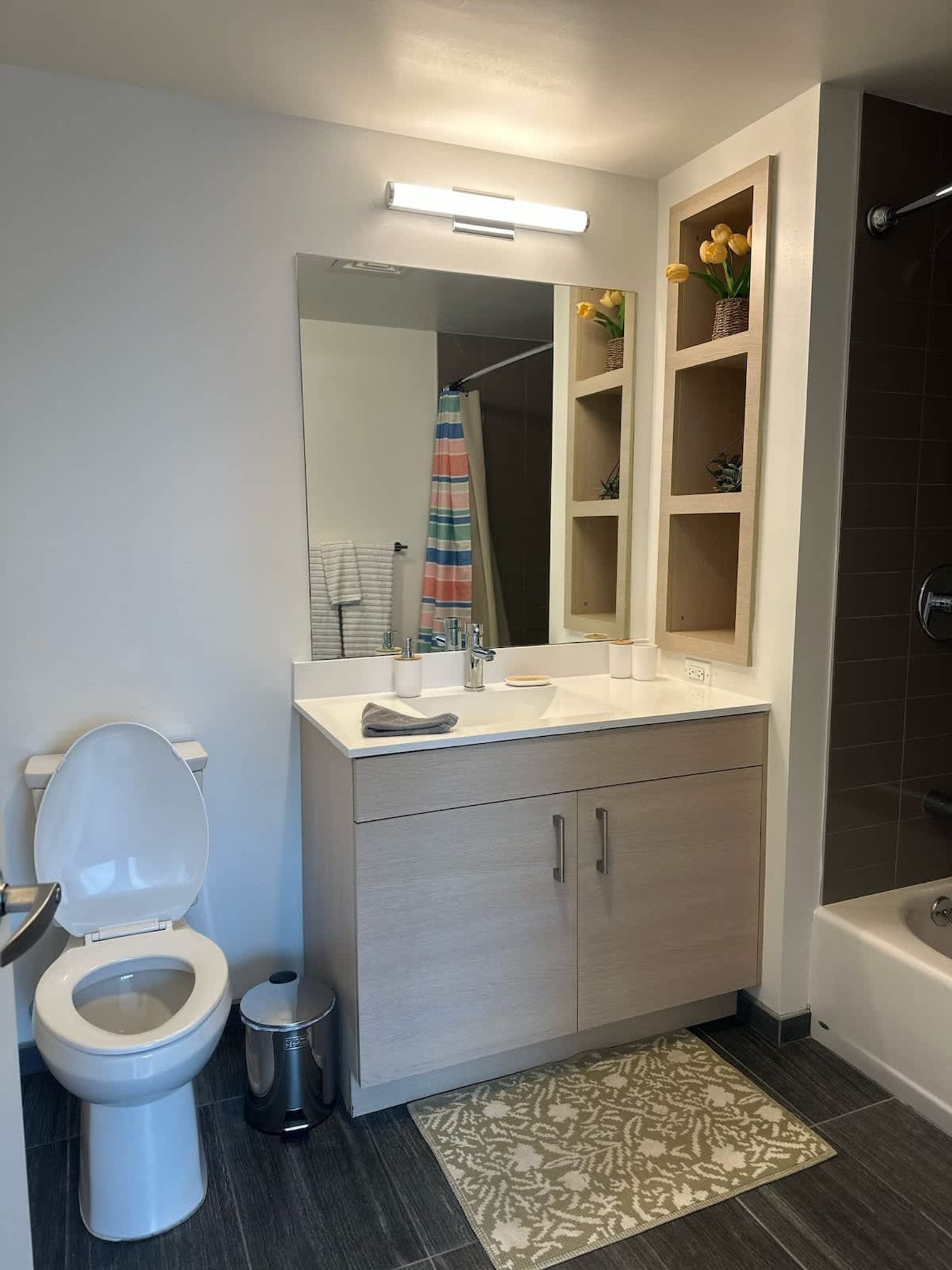 Building Photo - 677-679 Washington Street-SI ID1252103P