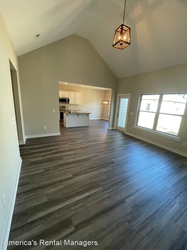 Building Photo - 4 br, 2 bath House - 2138 Sullivan Drive