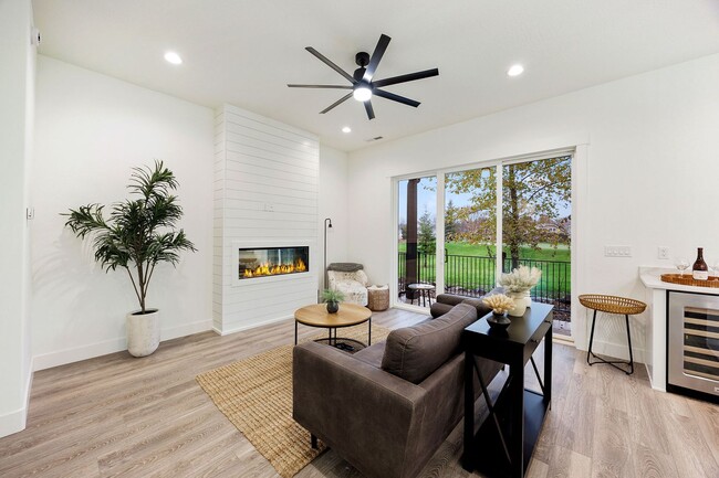 Building Photo - Convenience, Beauty and Space Makes this H...