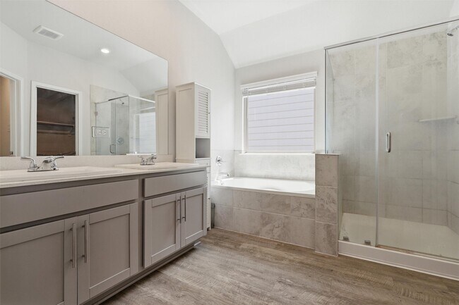 Building Photo - 4429 Ibiza Ln