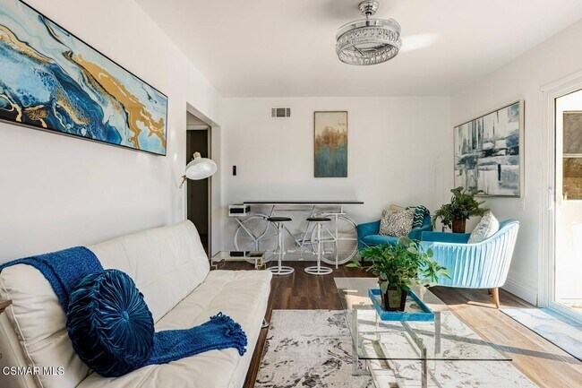 Building Photo - 1572 Dover Ave