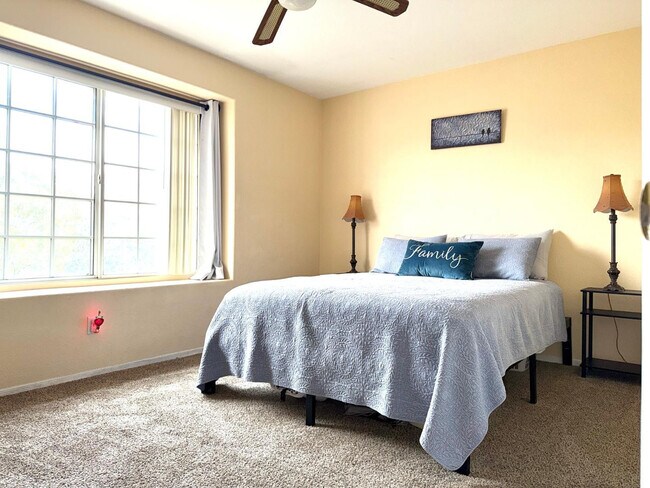 Building Photo - 7283 W Tina Ln