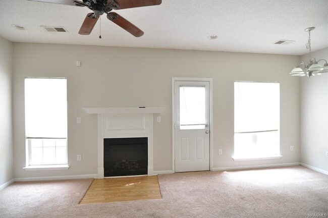 Building Photo - 44 Pine Meadows Cir