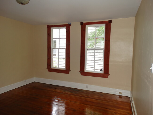 Building Photo - Welcome Home!
