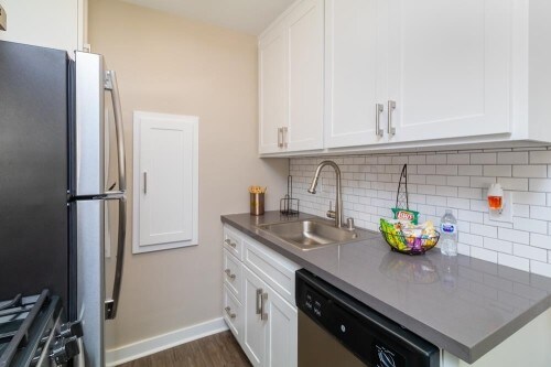 Building Photo - Corona del Norte