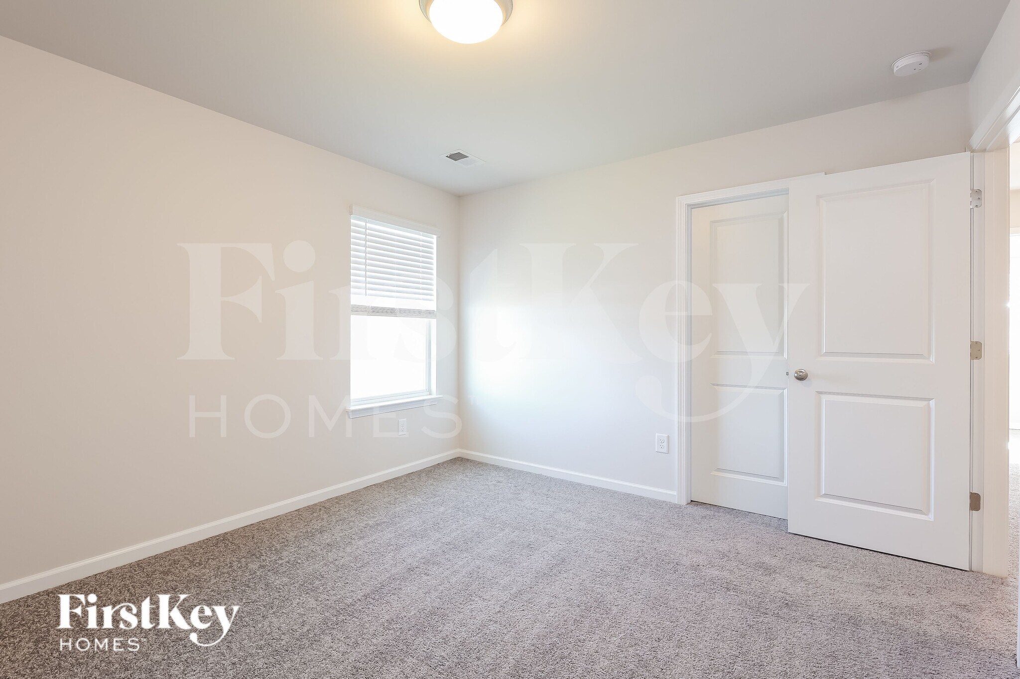 Building Photo - 1104 Mission Hill Ln