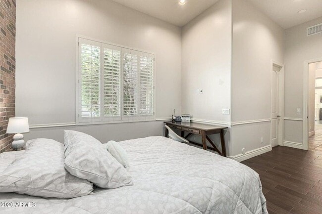 Building Photo - 10919 E Onyx Ct