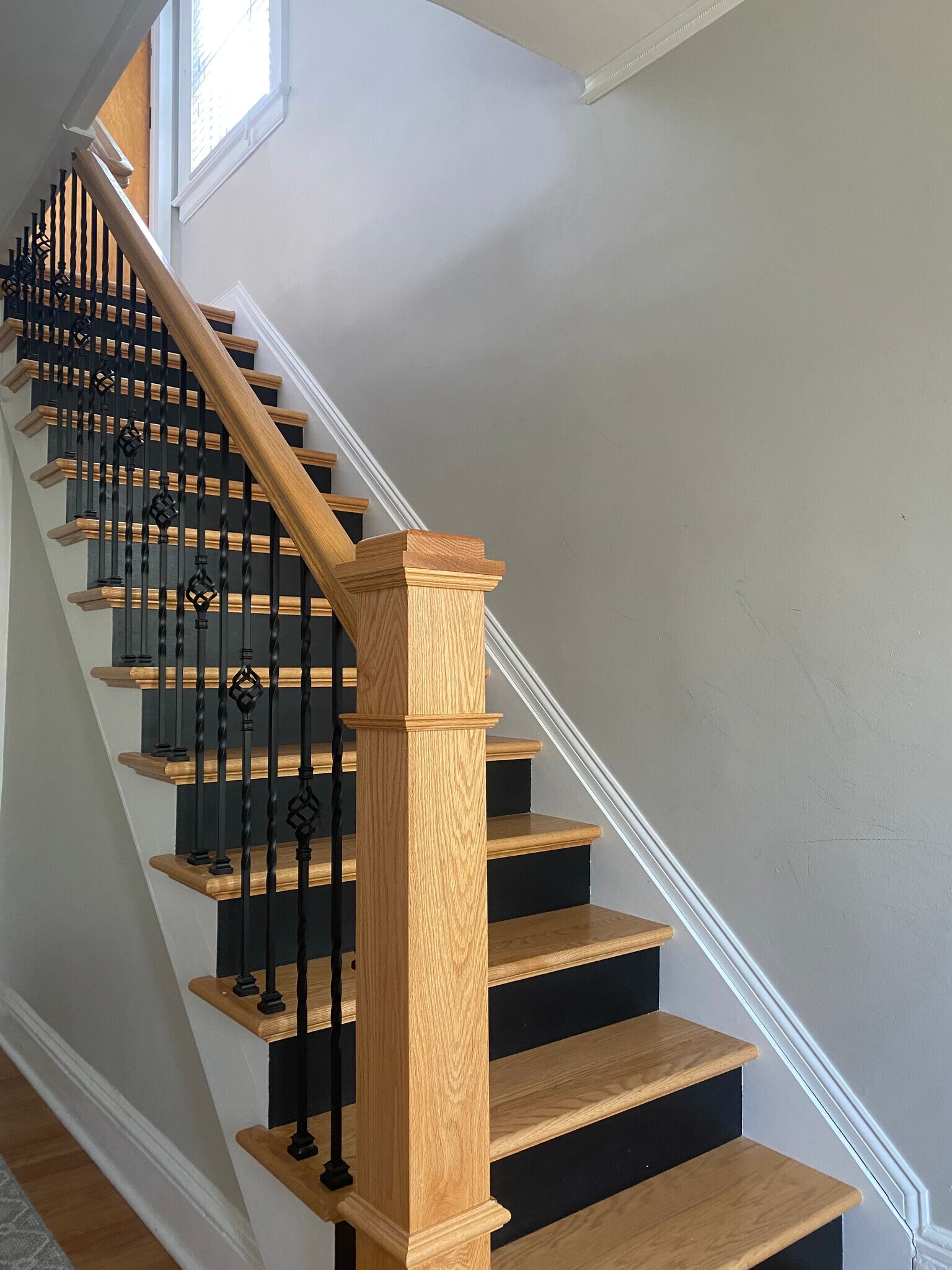 stairs - 572-2 New Jersey Ave