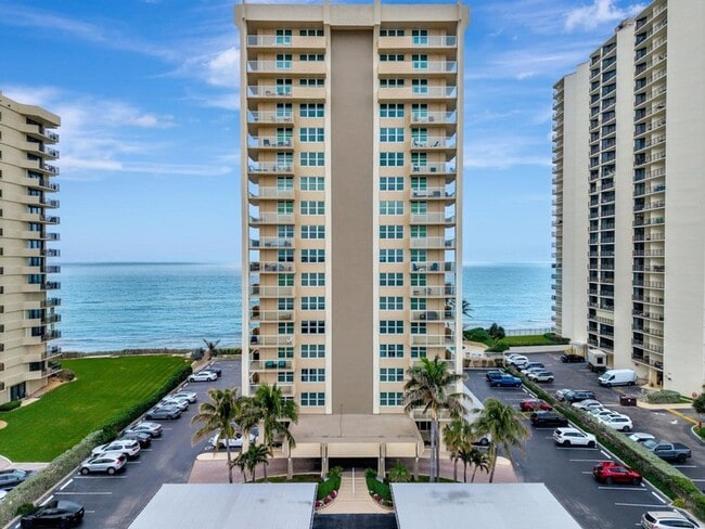 Building Photo - 5440 N Ocean Dr