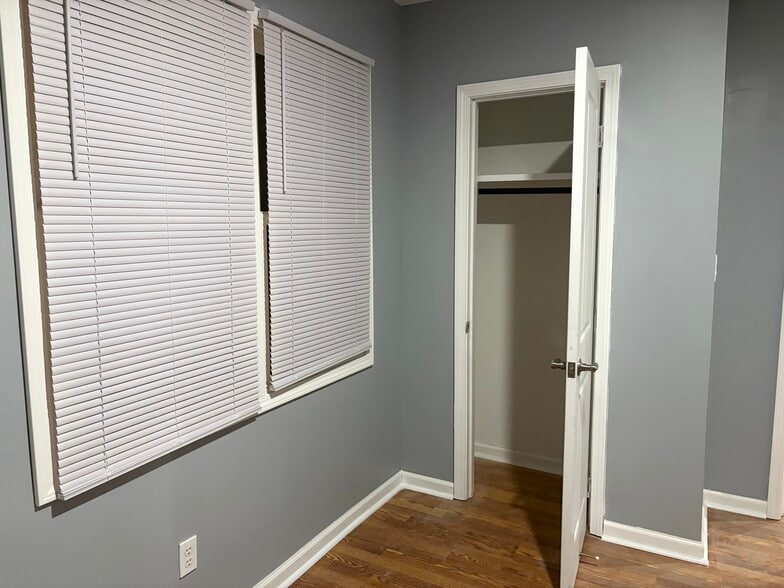 Building Photo - 15886 Northlawn St