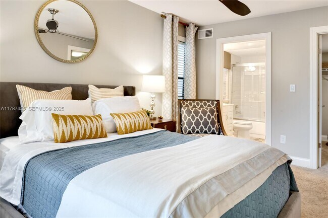 Building Photo - 6503 N Military Trl