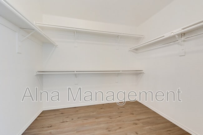 Building Photo - 1173 Sunderland Ln