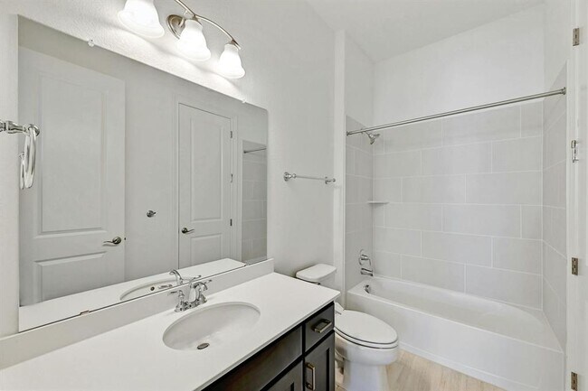 Building Photo - 2124 Bel Paese Bnd