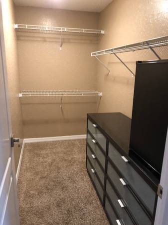 Building Photo - 1165 Bryn Mawr Dr