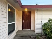 Building Photo - Brigham, J (4209/4211)