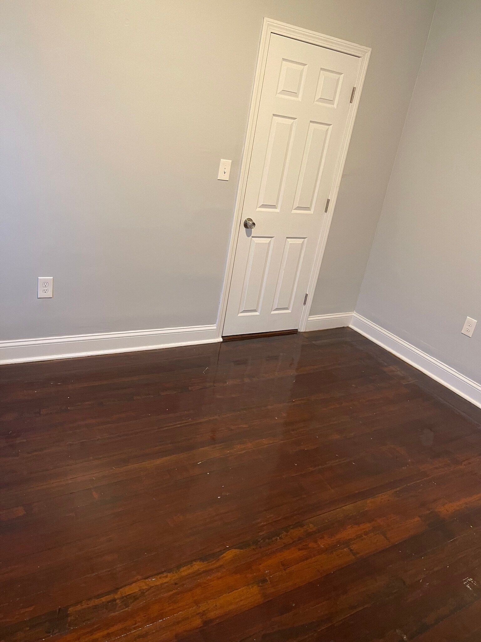 Building Photo - 26 Babson St